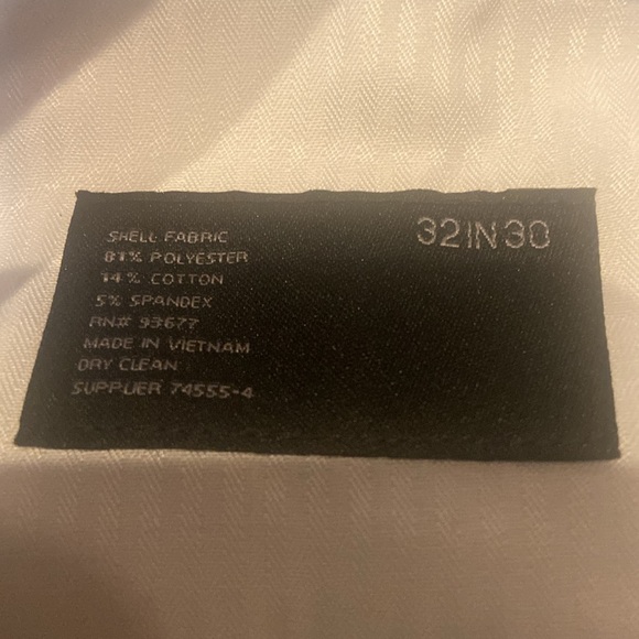 J.FERRAR NWT Size 32x30 Light Gray Slim 360 Flat Front Stretch Knit Pants - Picture 3 of 8